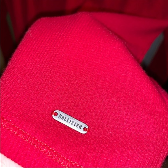 Red Hollister long sleeve top - Picture 3 of 4